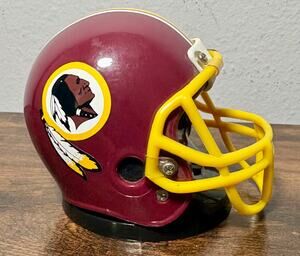 Vintage 80s Washington Redskins Mini Helmet Quartz Digital Alarm Clock Works